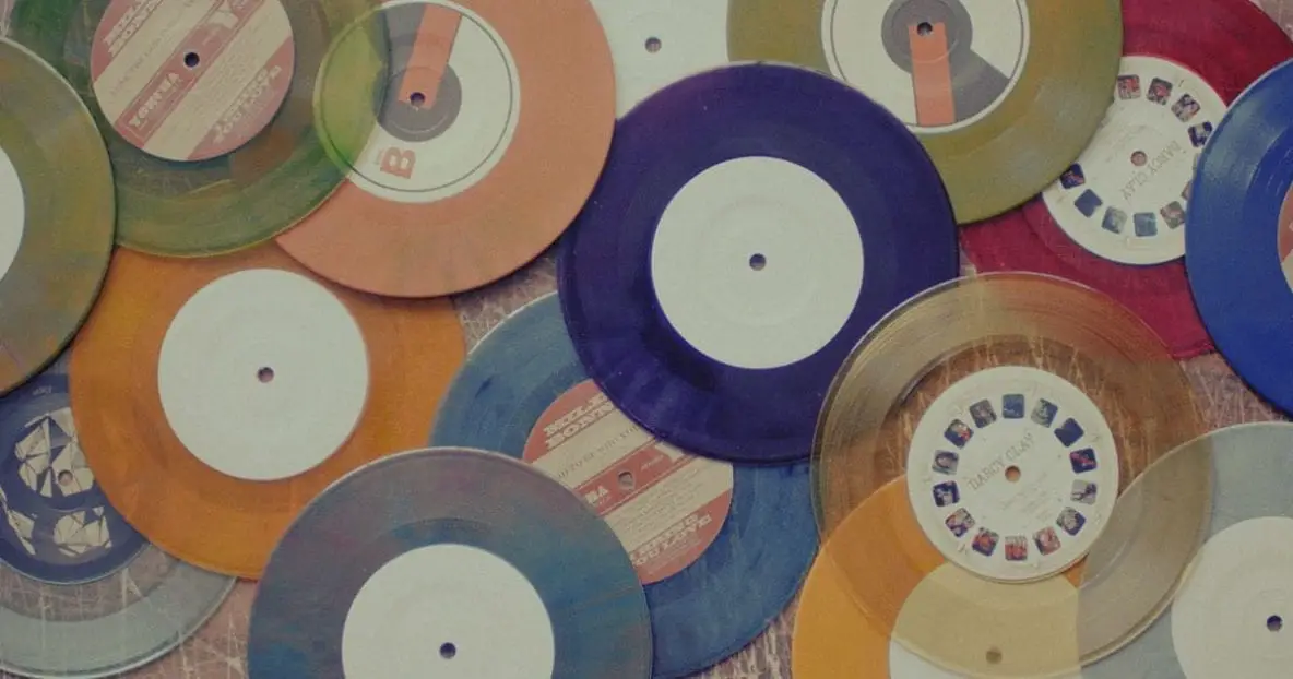 Does Colored Vinyl Sound Worse Than Black Vinyl? - Sound Matters